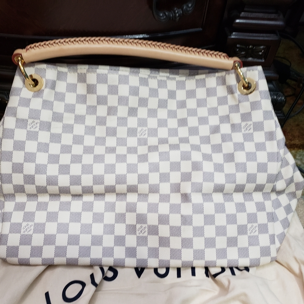 Louis Vuitton Bag